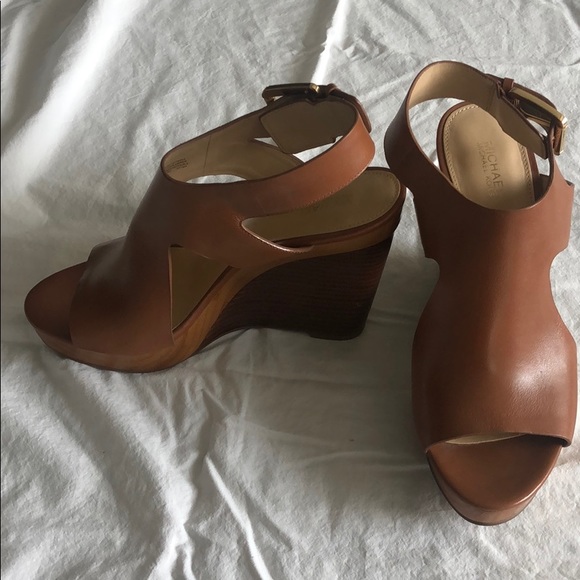 Michael Kors Wedge Heels - Picture 1 of 7